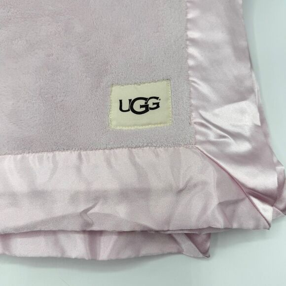 UGG Plush Satin-Lined Baby Blanket in Pink Super Soft 35” x 48” - Picture 2 of 11